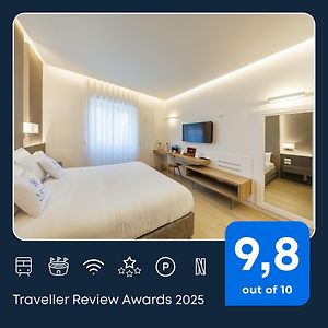 Arya Guest House